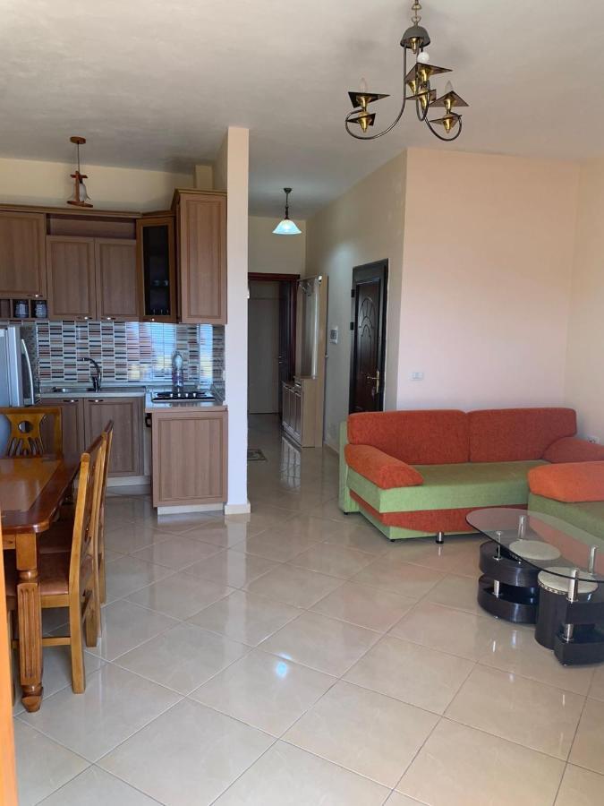 City Center Apartment Saranda Екстер'єр фото